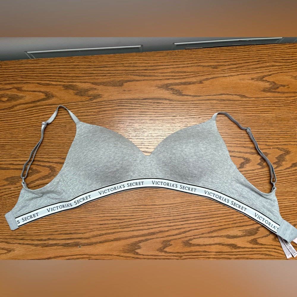Victoria's Secret Light Gray Bra